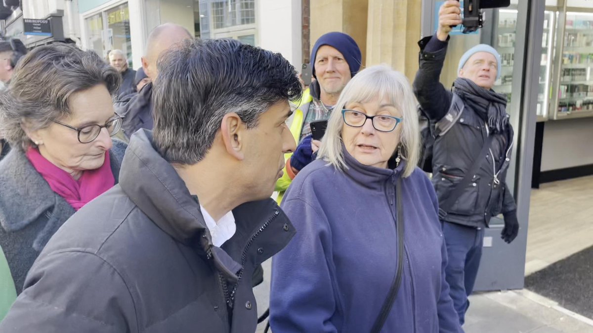 🩺 Watch the moment Rishi Sunak is challenged about the state of the health service by a former NHS worker. Sky News captured a woman asking the prime minister why strikes are so prevalent. More here: