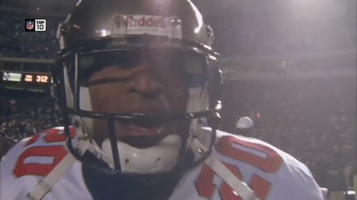 21 years ago today, Rondé Barber and the Tampa Bay Buccaneers closed down The Vet. 📹 NFL Films