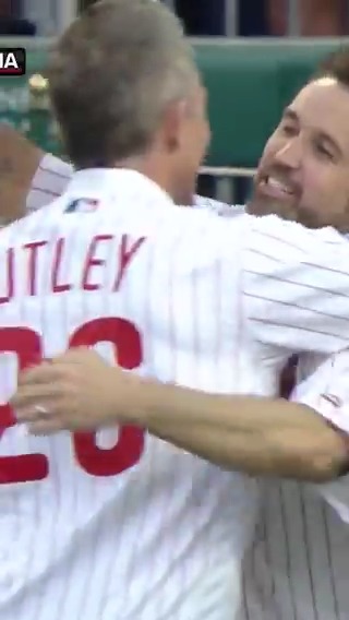 Throwback to when Mac finally got to have a catch with Chase Utley 😂