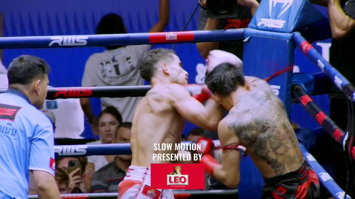¡BRUTAL! 🔥🇪🇸 ¡Albert Campos debutando a lo grande en RWS! ¡CON UN KO TREMENDO! 🤩 Si hay una forma de empezar con buen pie en la compañía más grande del mundo en el Muay Thai... ¡ES ESTA! ✨