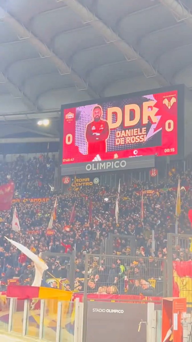 🏟️ Bentornato a casa 💛❤️ #ASRoma