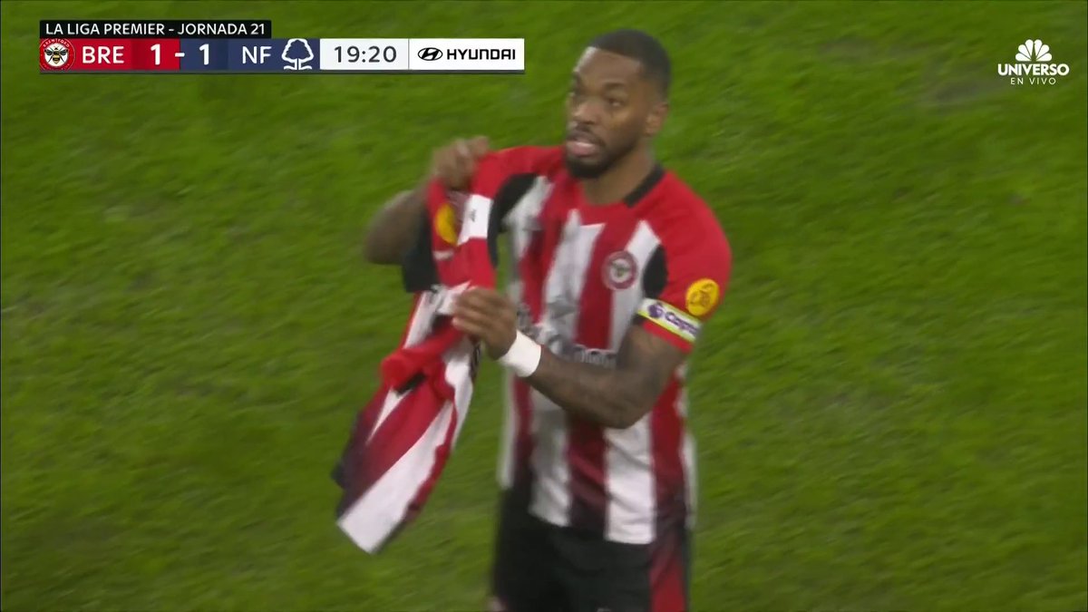 Ivan Toney scores a ludicrous free kick 19 minutes into his return 🫡 (via Telemundo Deportes)