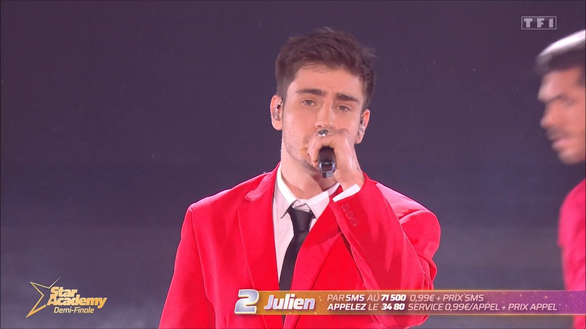 Julien est "formidable" ce soir sur le titre de Stromae ! 😍 Pour le soutenir, envoyez 2️⃣ par sms au 71 500 (0.99€+PRIX SMS) ou sur l’application TF1+ Modalités du vote sur TF1+ Suivez le prime de la #StarAcademy ▶️