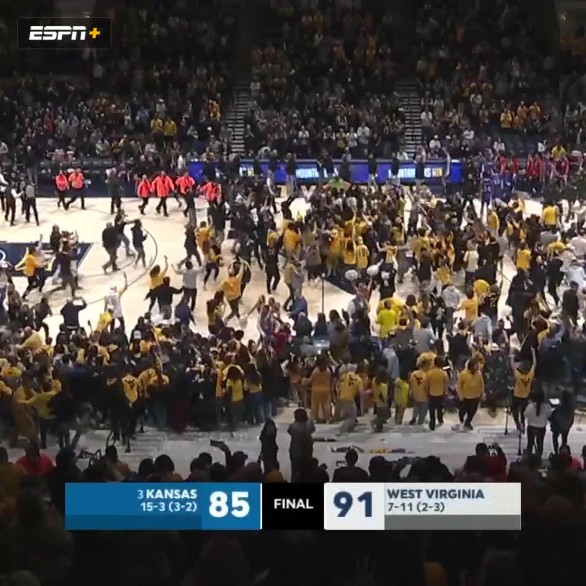 WEST VIRGINIA TAKES DOWN NO. 3 KANSAS 🚨