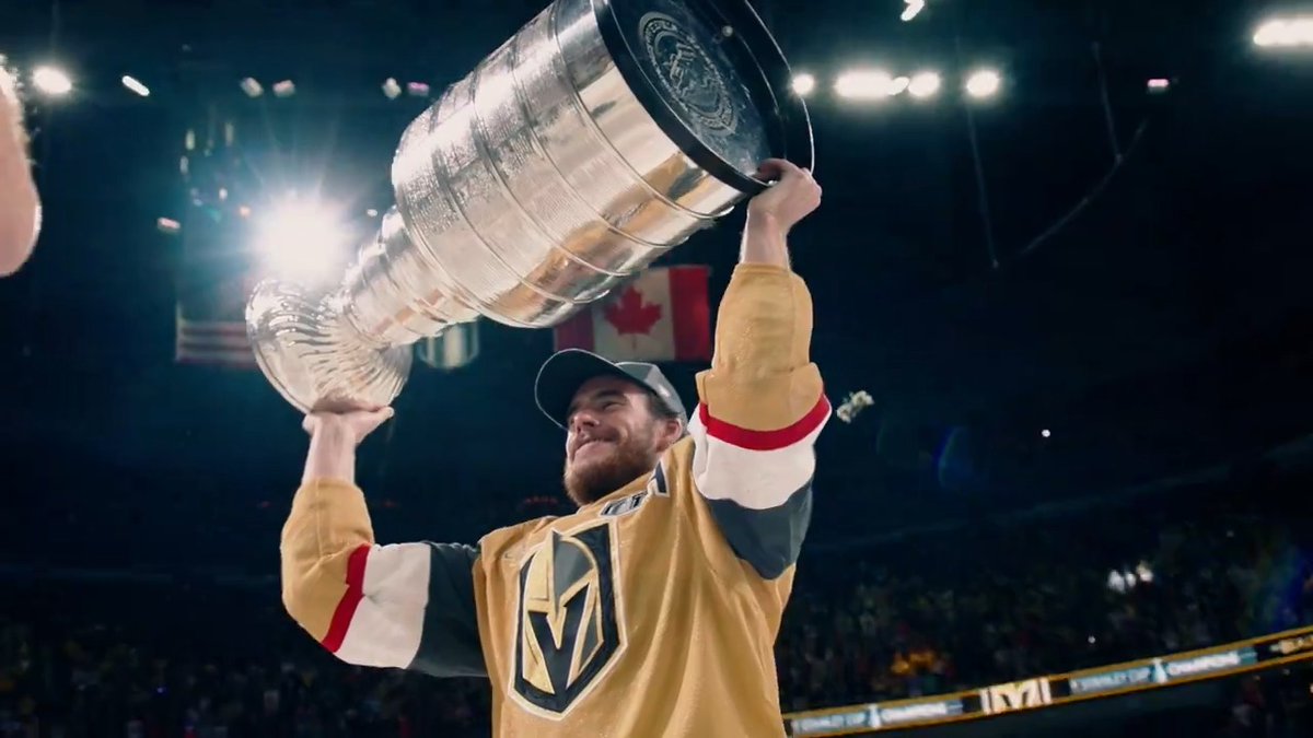 We'll never forget what Reilly Smith did for our team and our city in his six years in Vegas. Misfit forever! 💛 Welcome back, Stanley Cup Champion Smitty! 🍏