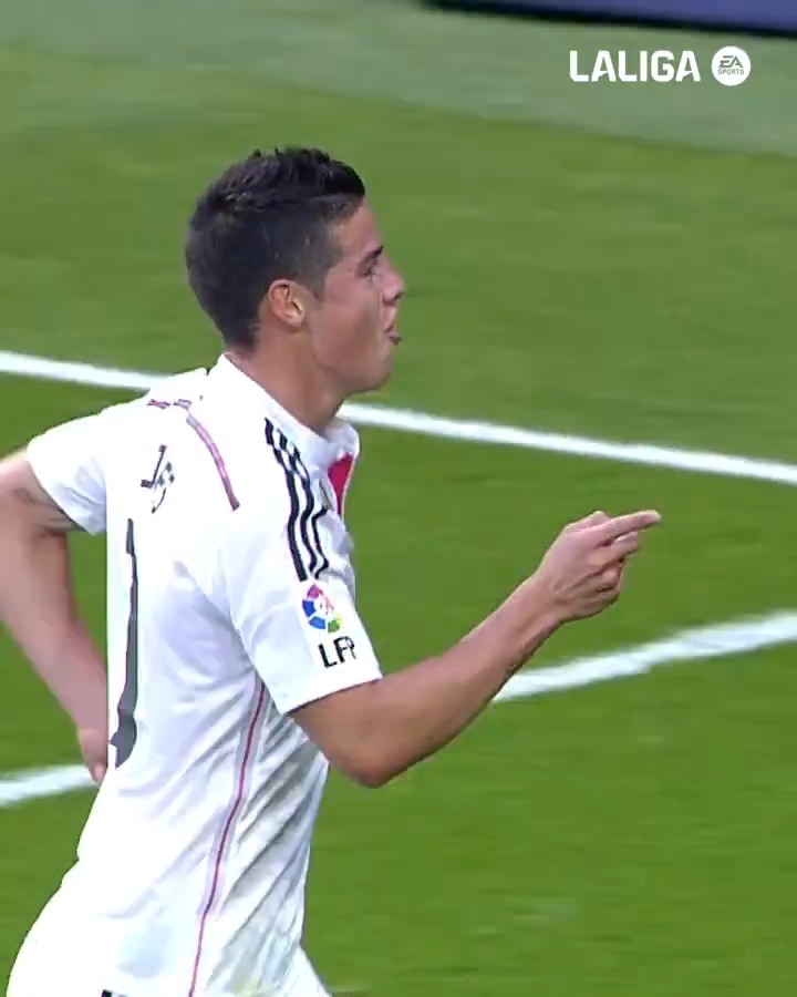 directo a la 𝗘𝗦𝗖𝗨𝗔𝗗𝗥𝗔. 🎯✅ James Rodríguez x Real Madrid C.F. #LALIGAEASPORTS | #RealMadridAlmería