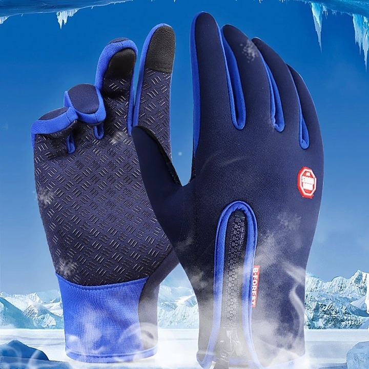 Most Wanted Thermal Gloves! Say goodbye to freezing hands ❄️ 💧 Water and windproof 📱 Great for use with touch screen devices Shop now 👉