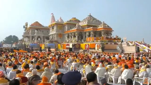 सांस्कृतिक अयोध्या, आयुष्मान अयोध्या, स्वच्छ अयोध्या, सक्षम अयोध्या, सुरम्य अयोध्या, सुगम्य अयोध्या, दिव्य अयोध्या और भव्य अयोध्या के रूप में पुनरुद्धार के लिए हजारों करोड़ों रुपये वर्तमान में यहां पर भौतिक विकास के लिए लग रहे हैं...