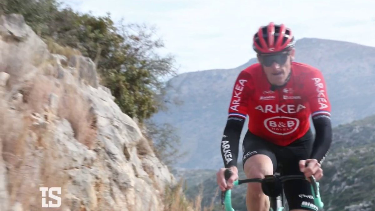 🚴 #TLS | Après 12 années passées au sein de l'équipe Groupama-FDJ, le sprinteur Arnaud Démare débutera sa saison 2024 en Espagne. ⌚ Rencontre avec le cycliste français qui a intégré sa nouvelle équipe Arkéa-B&B Hôtels.