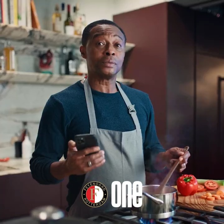 𝐂𝐥𝐚𝐬𝐬𝐢𝐜 𝐌𝐚𝐭𝐜𝐡𝐞𝐬 kijk je op Feyenoord ONE, toch Regi? 👨‍🍳 Nu online: #feypsv ↞ 2017/2018