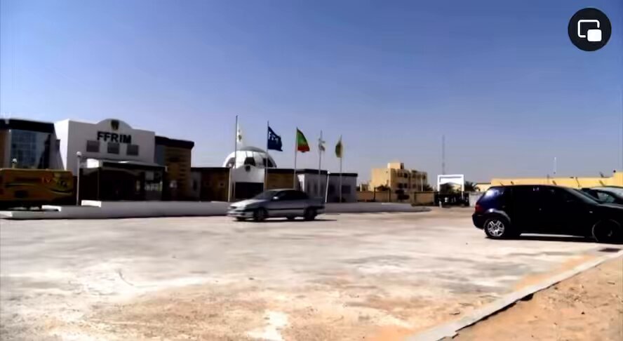 MAURITANIA 🇲🇷 A country largely covered by desert. In 18 years, ie between 1995-2003, they never won a single football match. In 2010, they withdrew from AFCON qualifiers due to financial crisis. By 2011, they were ranked [207] by FIFA, practically the poorest football country in the world. Then in 2011, their Federation voted Ahmed Yahya as FA President. He restructured the league. Set up youth teams. Got the country’s biggest Telcom to sponsor the league. Player salaries fixed. By 2014, they won their first away game in history, beating Liberia. They used €10m FIFA Goal Project funds and renovated their national stadium. Build an ultra modern Headquarters. Built a Training Complex with hotel rooms and TV/Radio studio. Camped U-15 team in the complex and started a youth development program. On his tour of Africa, FIFA Prez Infantino praised Mauritania as one of the few African countries with proper accountability of the FIFA funds. By 2019, they qualified for their first AFCON. 2021, qualified for the second AFCON the squad including some of the Youth players they developed from 2015. In 2023, qualified for third AFCON. Today, they won their first AFCON game, beating almighty Algeria. Everything in the video below.