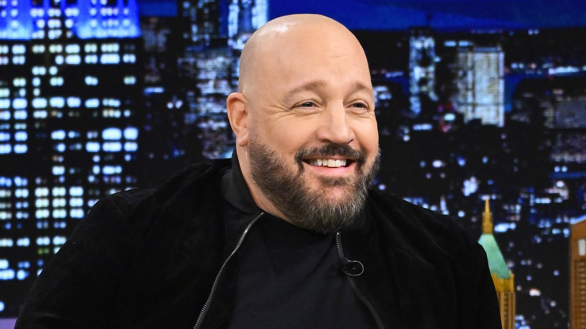 .Kevin James explains the story behind the Kevin James meme 🤣 #FallonTonight