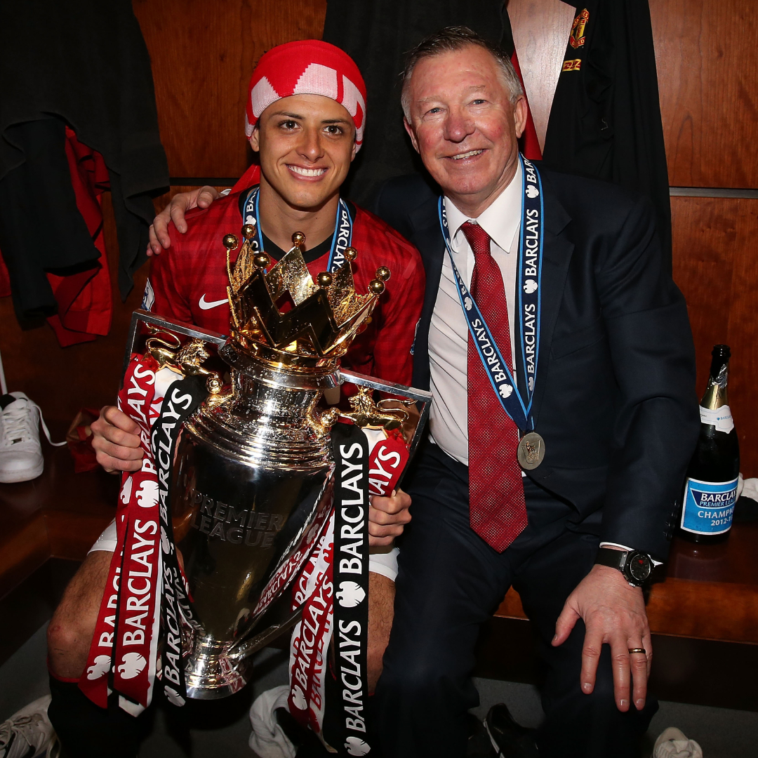 💬 Sir Alex Ferguson le deseó suerte al mexicano en su vuelta al querido Chivas. #MUFC #HO14CHICHARITO
