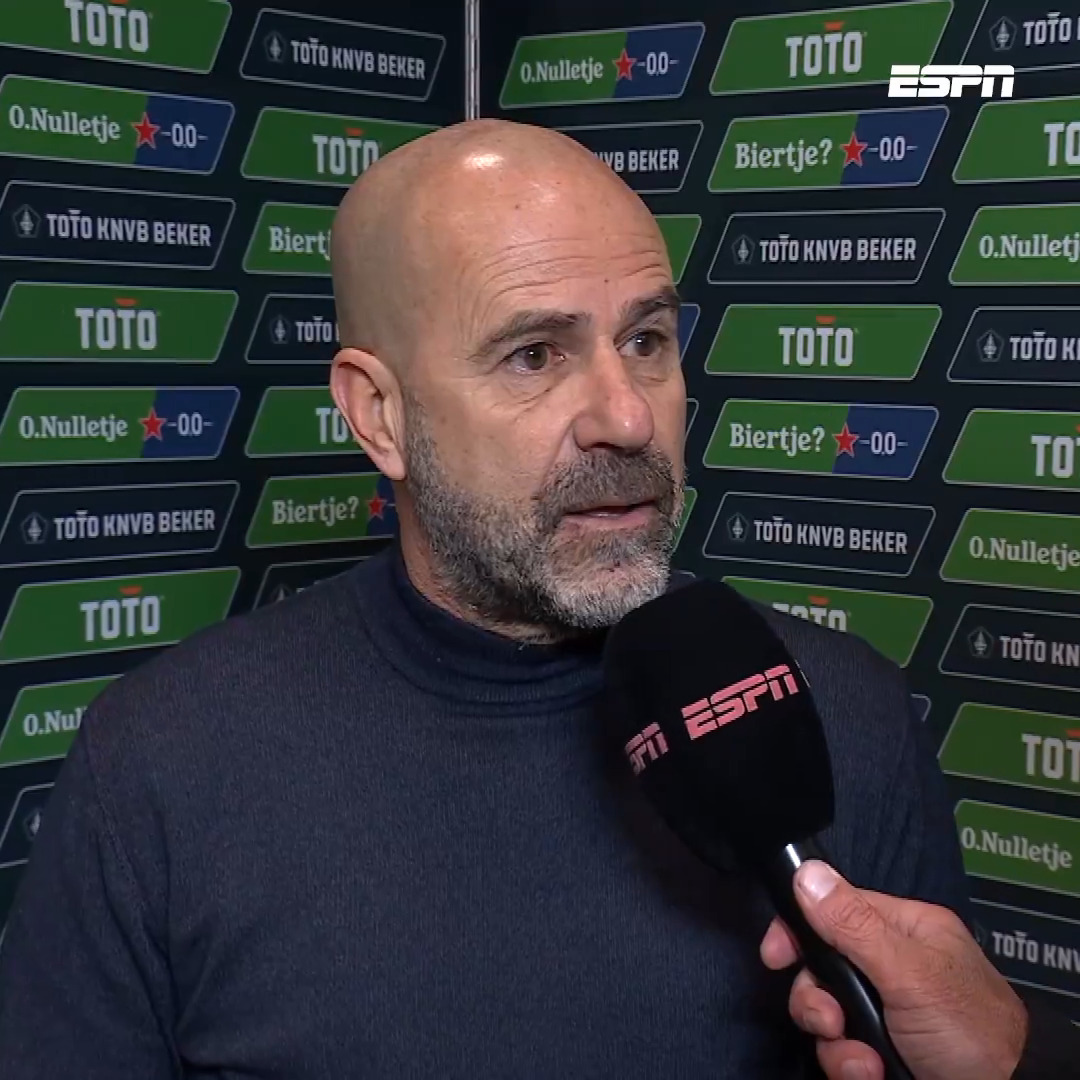 😠🖥️ Peter Bosz is duidelijk na afloop: "Ik ben ook boos, met name op de VAR" #feypsv