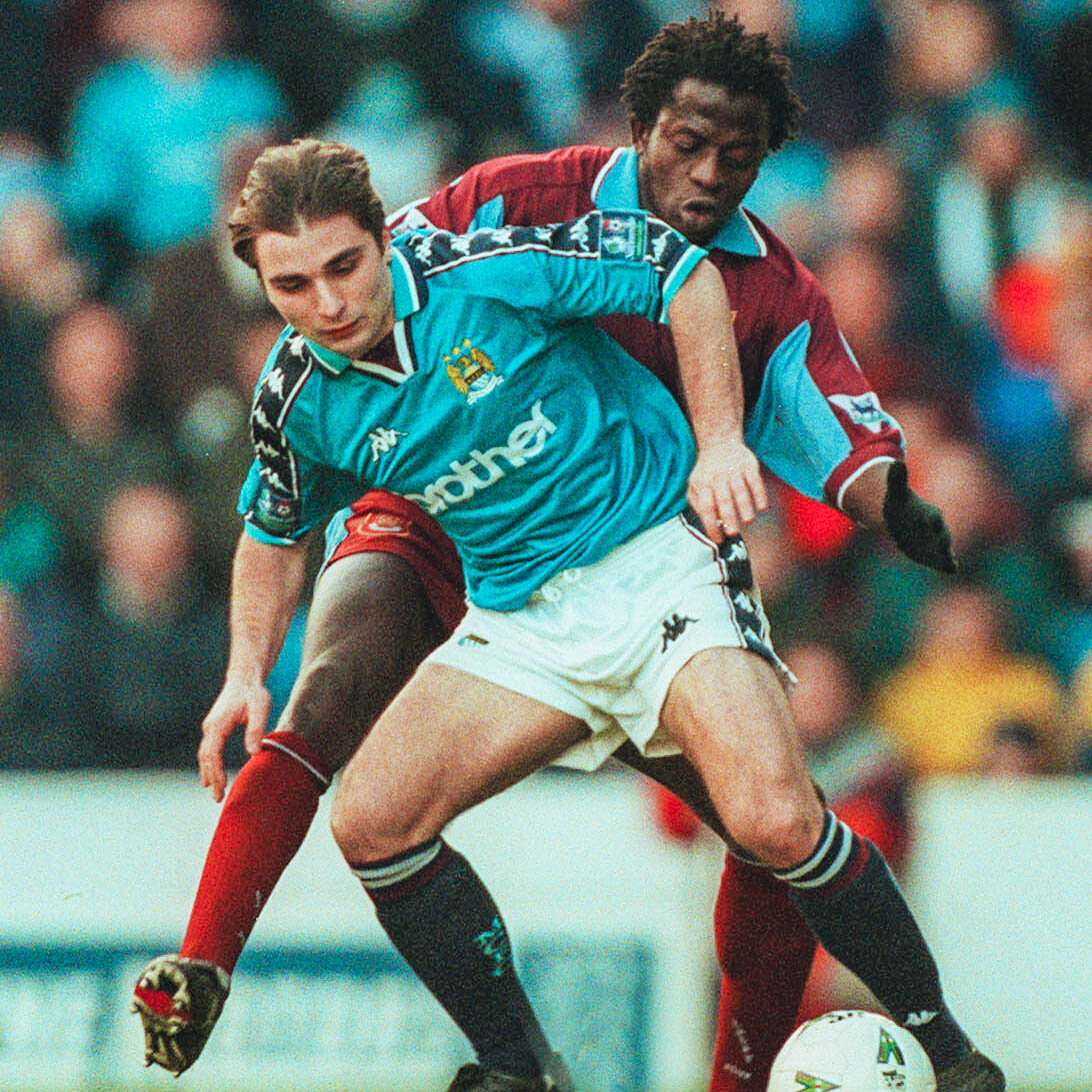 A lovely solo goal in the #FACup by the one and only, Georgi Kinkladze 💫 📆 #OnThisDay 1998
