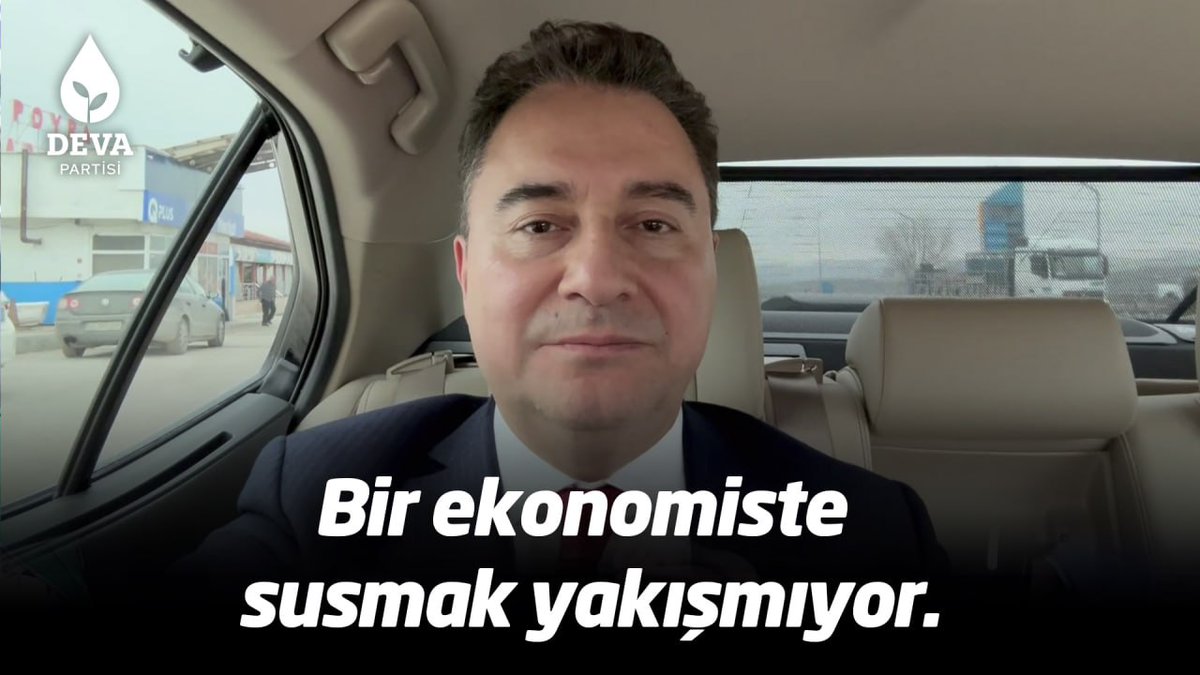 8 ayda 8. kez faiz arttı. Sayın Erdoğan, çıkın açıklayın: Faiz artırımını destekliyor musunuz, desteklemiyor musunuz? Sizden vatandaş olarak cevap bekliyoruz. Alanınız ekonomi. Bir ekonomiste susmak yakışmıyor.
