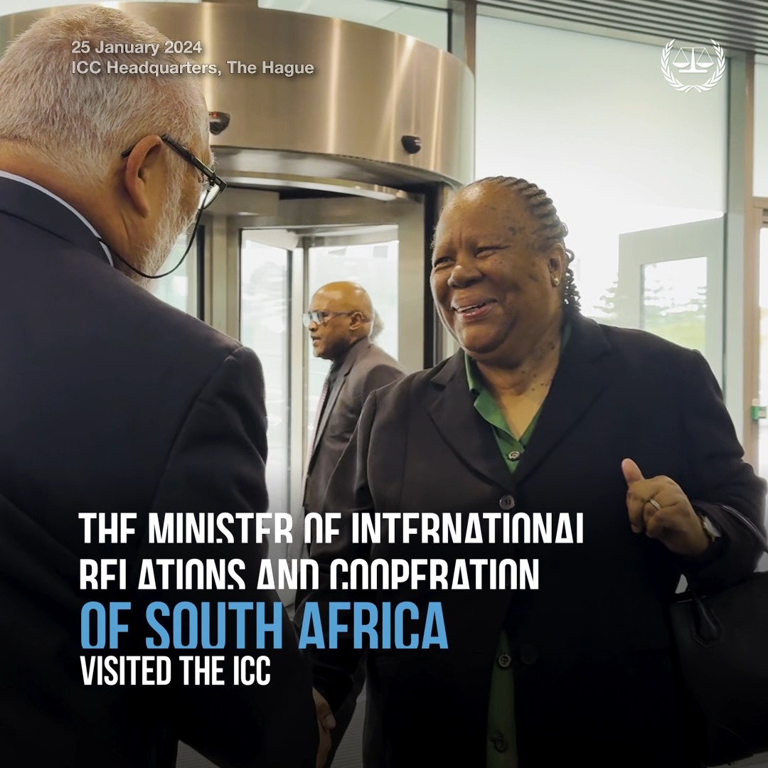 🎥 The Minister of Minister of International Relations and Cooperation of #SouthAfrica, H.E. Ms Grace Naledi Mandisa Pandor, visited the #ICC today. #BuildingSupport DIRCO South Africa