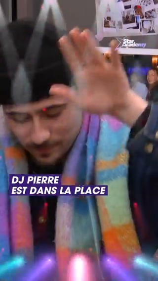 𝑷𝒖𝒕 𝒚𝒐𝒖𝒓 𝒉𝒂𝒏𝒅𝒔 𝒖𝒑 avec DJ Pierre 🪩 #StarAcademy🌟