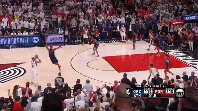 Damian Lillard buzzer beaters, a thread Of course to start off, his most iconic shot, to win the series against the Thunder