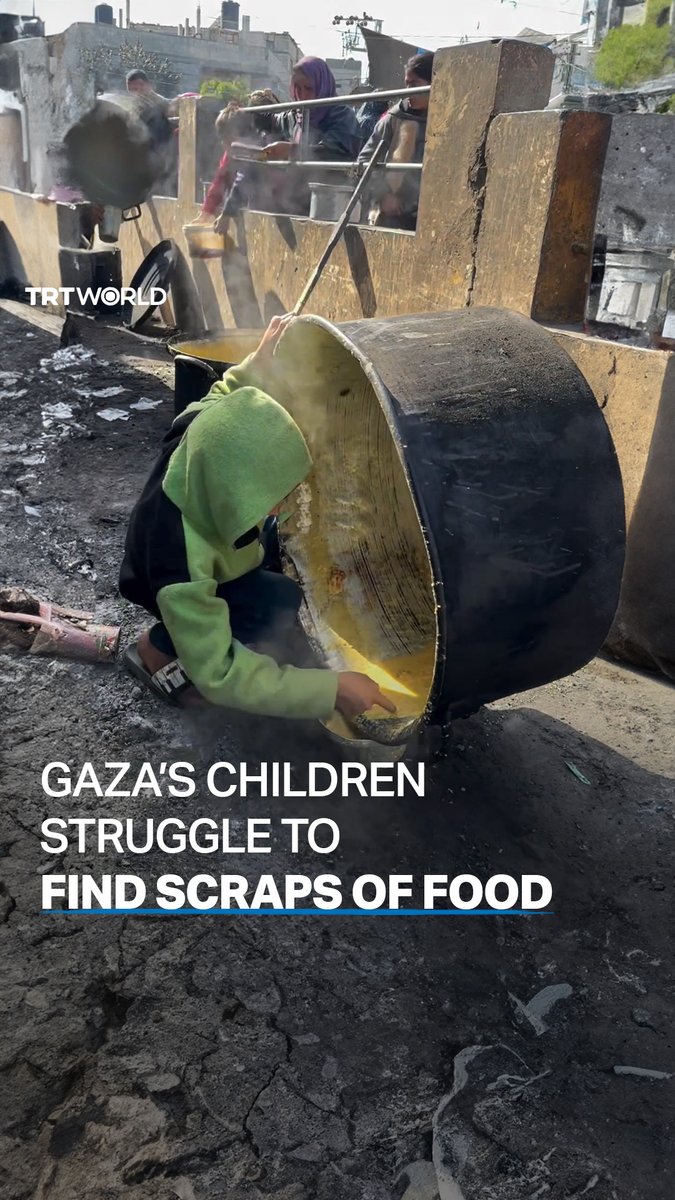 A video of Palestinian children struggling to find scraps of food in Gaza went viral on social media, as food shortages are exacerbated due to Israel’s continuous restriction of humanitarian aid into the enclave