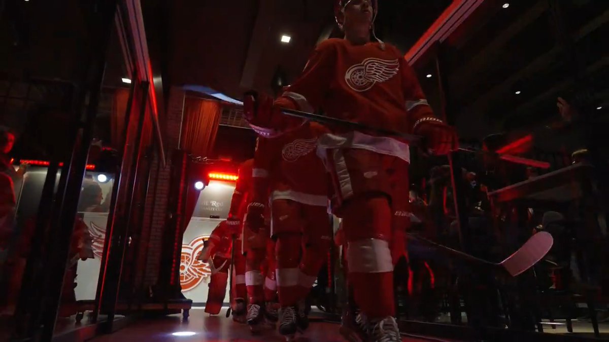 LET'S GO RED WINGS! 📺: @BallySportsDET 📻: 97.1 The Ticket: