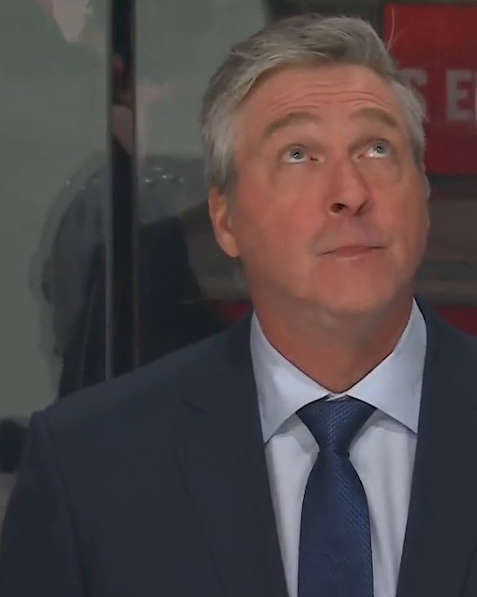 A Habs legend through and through. Patrick Roy returns to Bell Centre. 🔵⚪️🔴