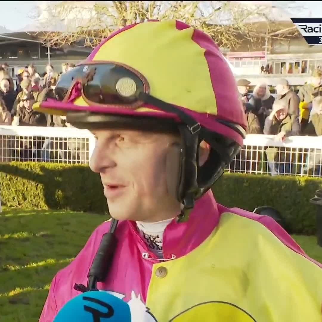 🗣 "It was some feeling." Major Will Kellard on Grand Military Gold Cup glory aboard Farceur Du Large Tom Bull | Sandown Park | Jamie Snowden | @Racingclubvip