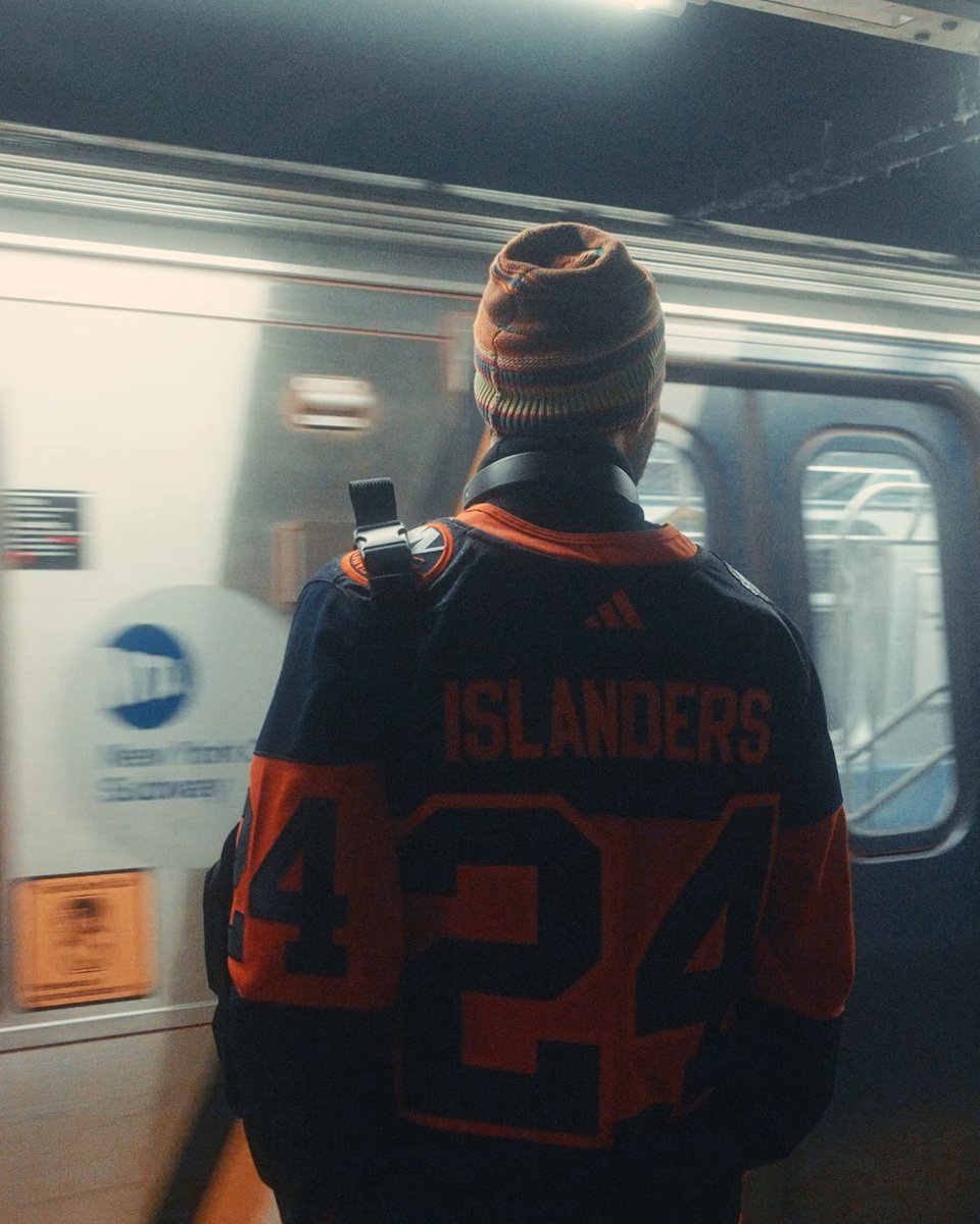 THE METRO IS GOING OUTDOORS 🏟️ Introducing the adidas 2024 NHL #StadiumSeries jerseys. 📺: x - Philadelphia Flyers vs. New Jersey Devils on Feb 17 and New York Rangers vs. New York Islanders on Feb 18