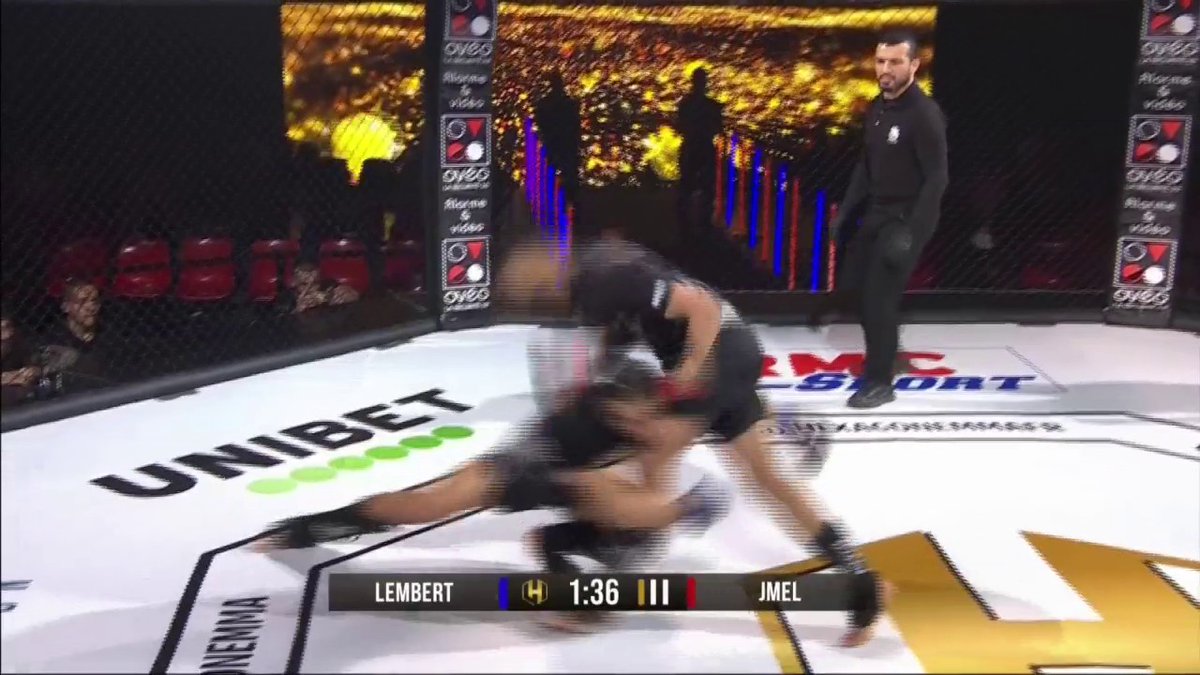 🔥🇲🇦 Amine Jmel fait taper Lembert dès le premier round et nous offre le premier finish de cette soirée ! 🚨 Rejoignez-nous juste ici : pour suivre le prochain combat GRATUITEMENT de cette soirée Hexagone MMA ! #RMCMMA