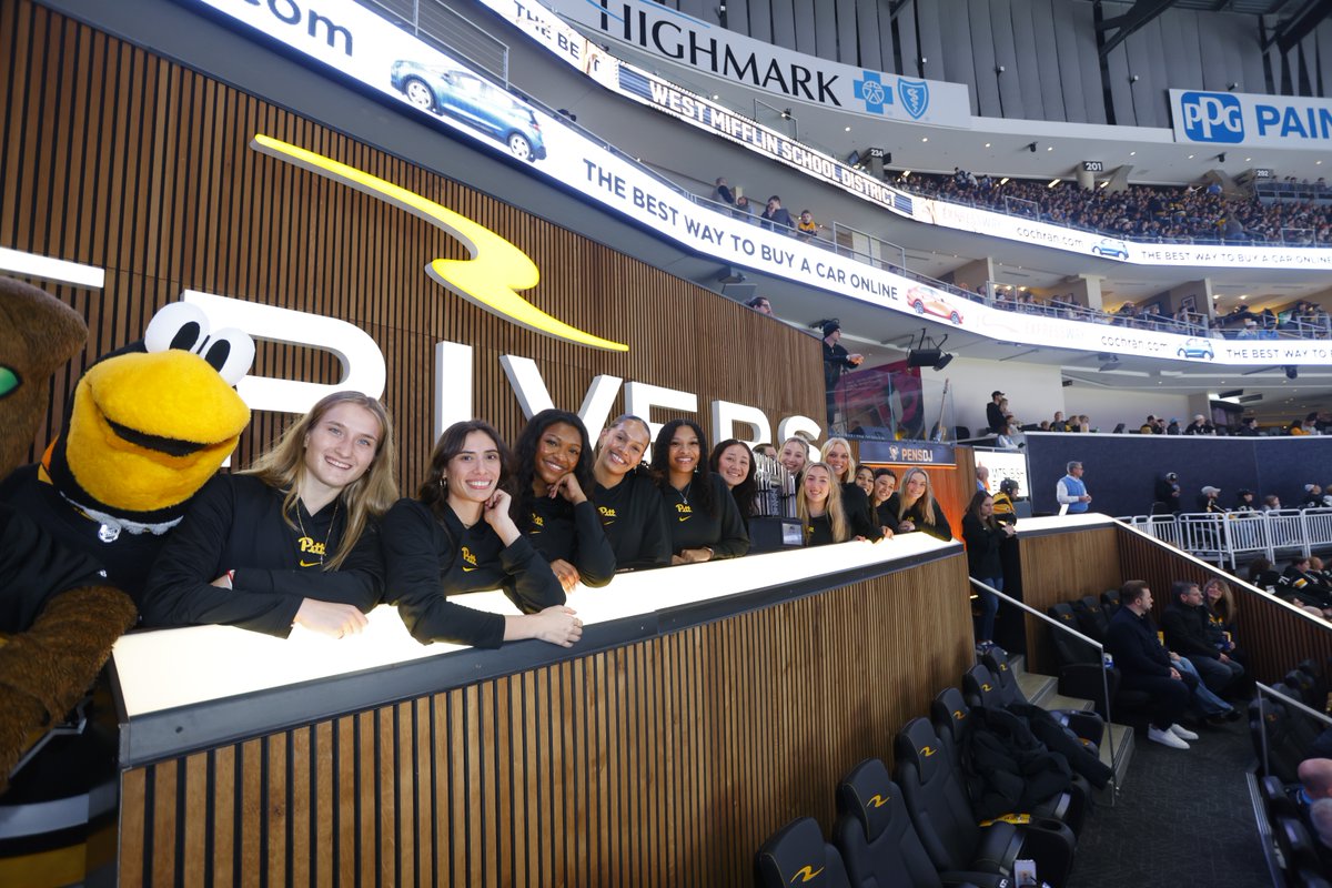We’re honored to have the Pitt Volleyball team in attendance for Pittsburgh Night. Congrats on the 2023 ACC championship and another successful season! 🏆