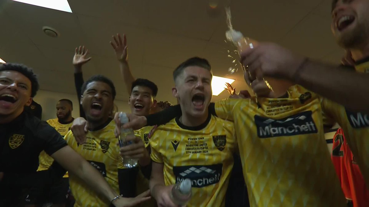 The scenes inside the Maidstone United dressing room 🥳 Look at what it means 💛 #EmiratesFACup