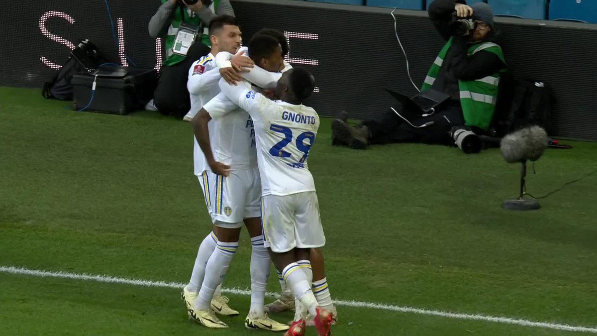 A special goal, but an even more special celebration as Leeds United's Jaidon Anthony dedicates scoring to his mum, who sadly passed away last week 🤍 #EmiratesFACup