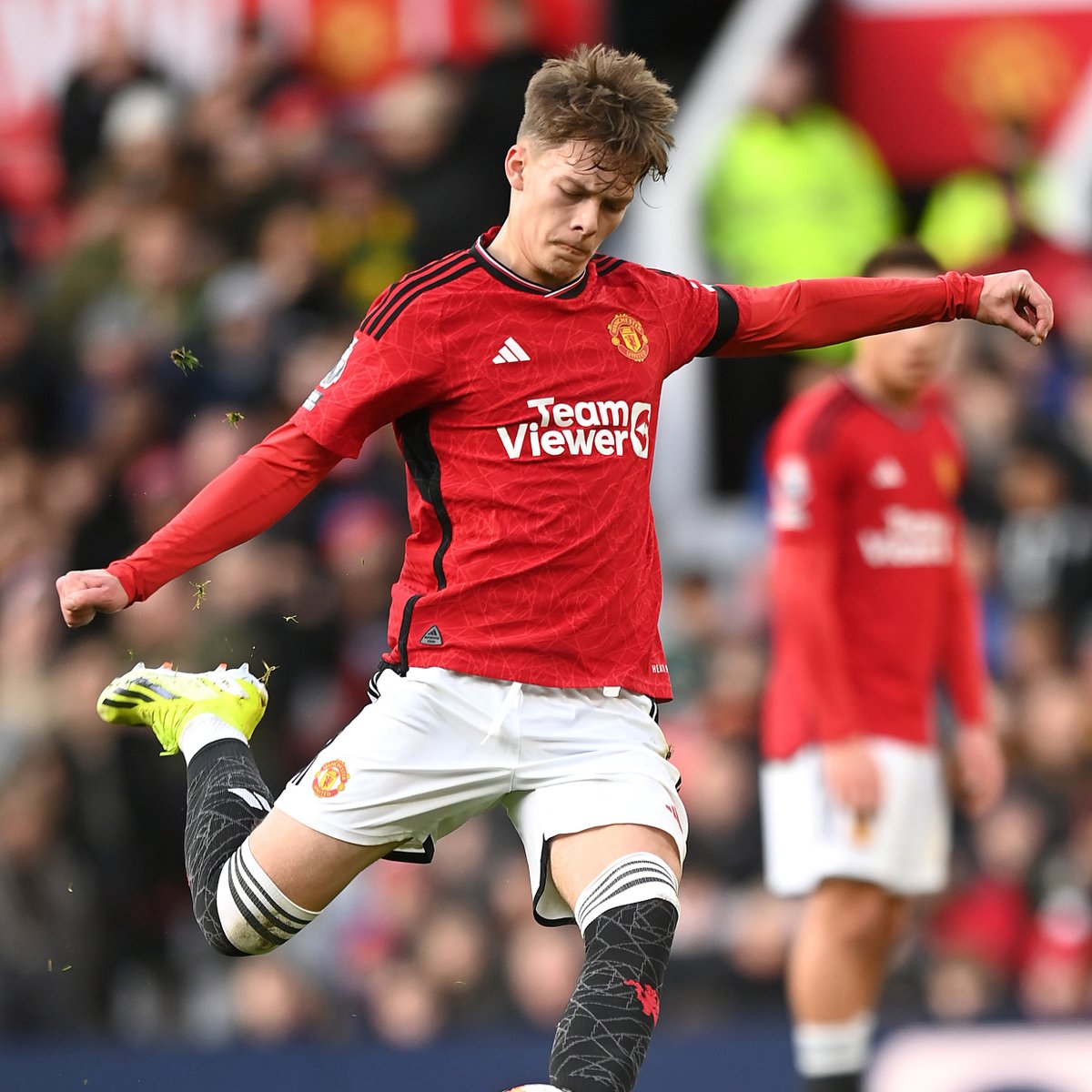 An Old Trafford win ✔️ Four goals for Sam Mather ✔️ Saturday was a positive day for our U21s 👏 #MUFC || #MUAcademy