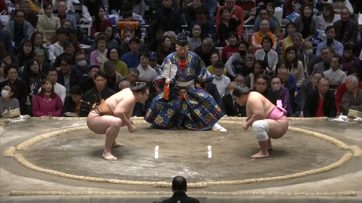 【決まった!大技“伝え反り”】 #竜電 - #宇良 大相撲初場所 千秋楽 竜電の今場所の星取・動画と 特集記事👇 宇良の今場所の星取・動画と 特集記事👇 #sumo