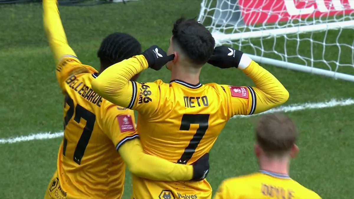 PEDRO NETOOOO ๐ต๐น A stunning solo effort from Wolves' man gives them lift-off in the derby ๐บ #EmiratesFACup