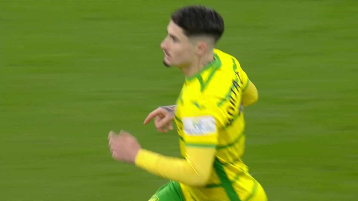 Geçen sezon Giresunspor forması giyen Borja Sainz'ın Liverpool'a attığı gol 🚀
