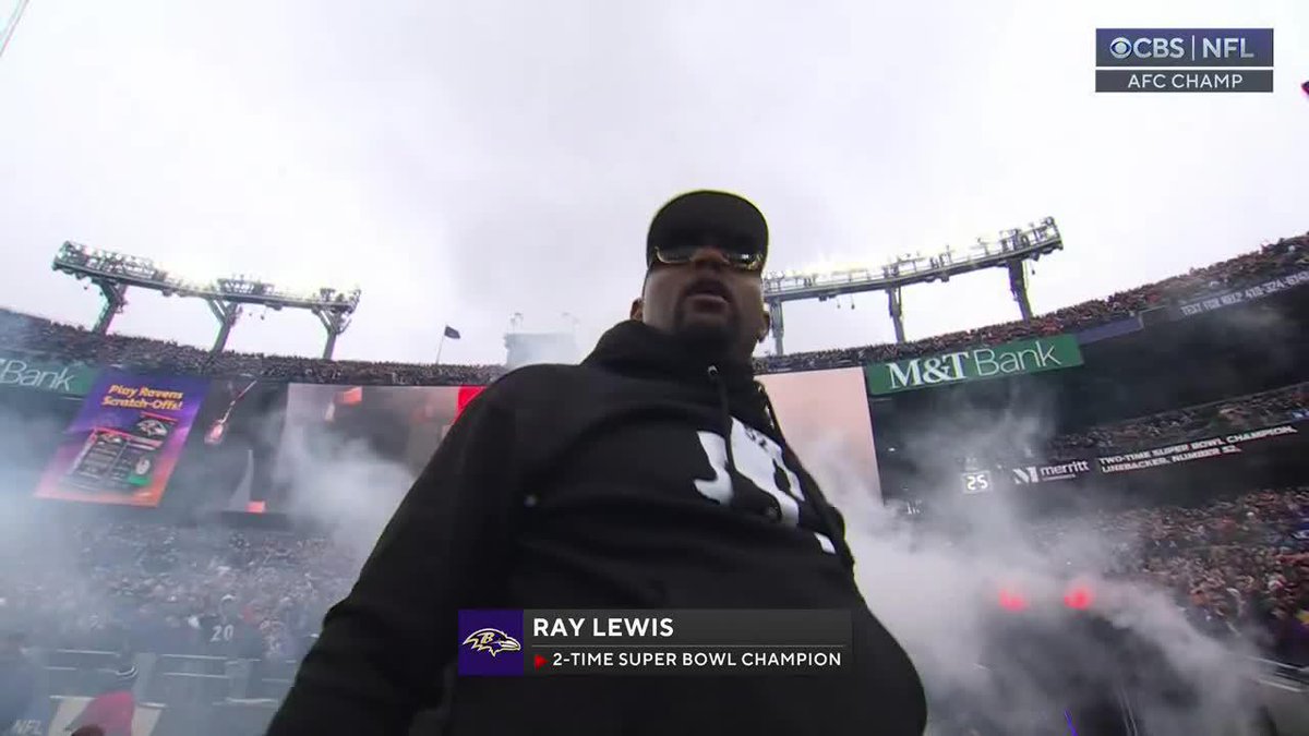 RAY LEWIS IN THE BUILDING