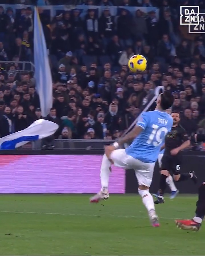 𝙍𝙊𝙑𝙀𝙎𝘾𝙄𝘼𝙏𝘼 𝙋𝘼𝙕𝙕𝙀𝙎𝘾𝘼 😍 Gol annullato per fuorigioco ⚽❌ Ma cosa aveva fatto 𝙏𝙖𝙩𝙮 𝘾𝙖𝙨𝙩𝙚𝙡𝙡𝙖𝙣𝙤𝙨 🫶🥹 #LazioNapoli #Castellanos #DAZN