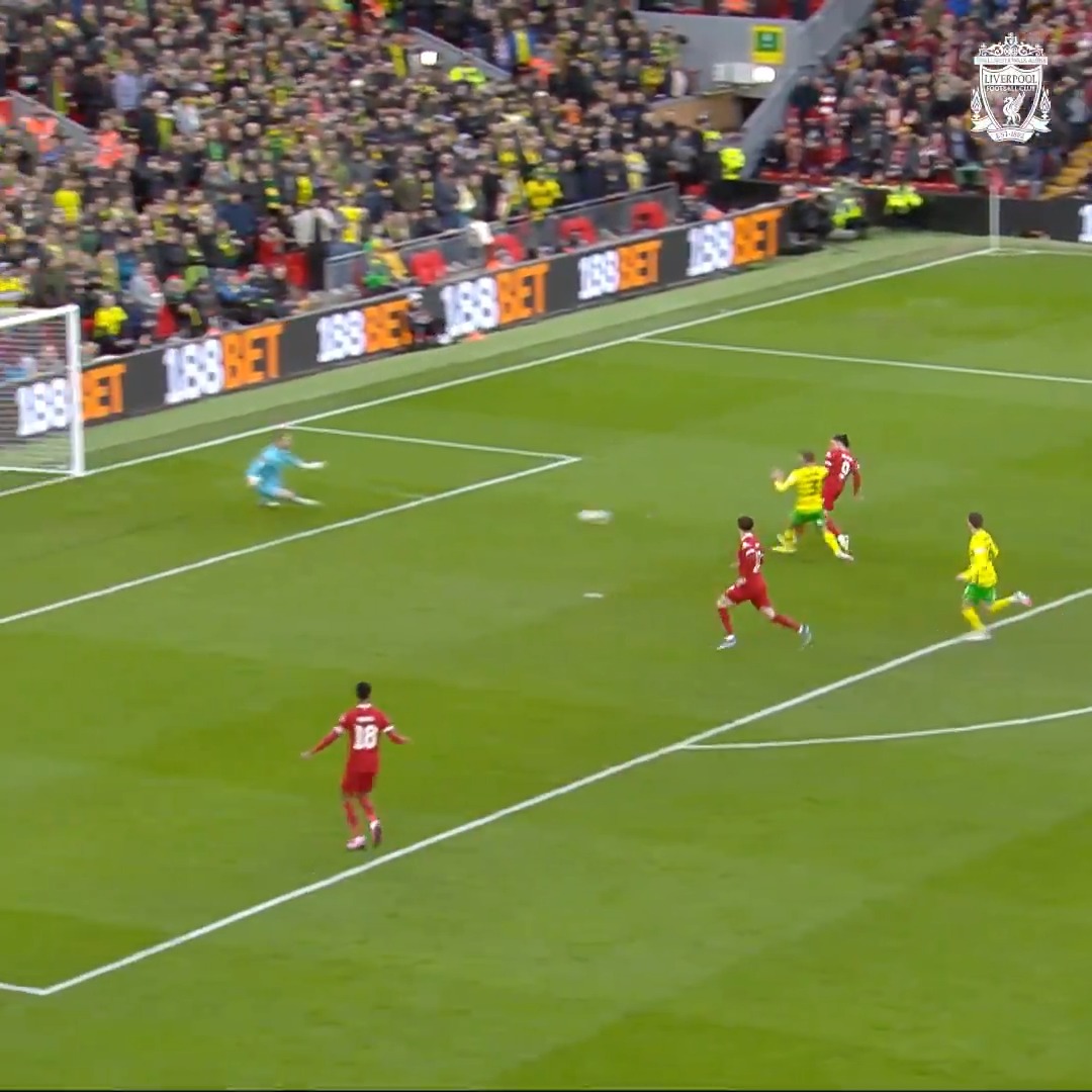 Brilliant build-up play from Conor Bradley to set up Darwin Nunez for our second 👌😍 #LIVNOR