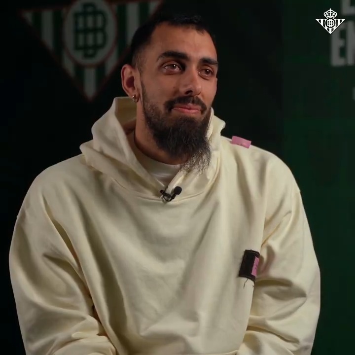 Nosotros también te queremos mucho, Borja Iglesias 🐼🥹