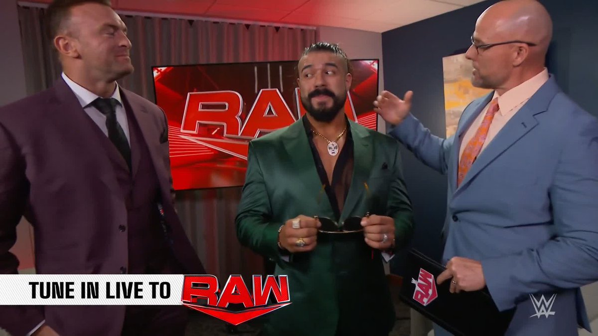 It IS official. Andrade “El Idolo” The Real Latino Man! just signed with Adam Pearce and #WWERaw!