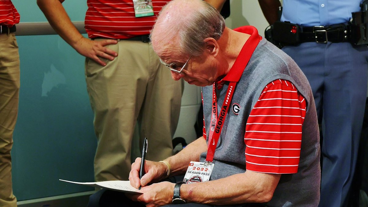 The ultimate Damn Good Dawg, Claude Felton, a cornerstone of the University of Georgia Athletic Association since 1979, has announced his retirement. Read more about his legendary career: Thanks for everything, Claude. #DGD