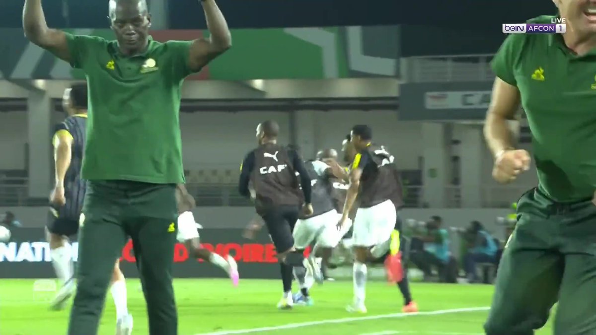 منتخب جنوب إفريقيا يضيف الهدف الثاني من كرة ثابتة ⚽️🇿🇦 #كأس_أمم_إفريقيا | #المغرب_جنوب_إفريقيا #TotalEnergiesAFCON2023