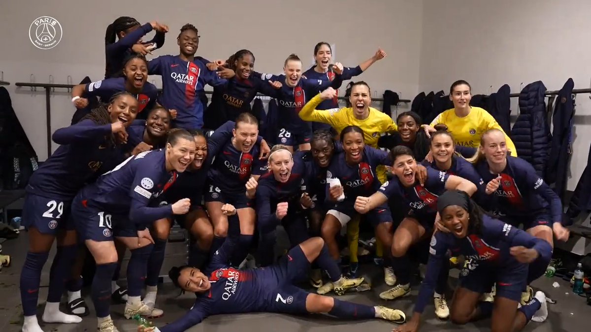 🤩🎙️ La joie et les réactions après la qualification en quarts de finale de l'UEFA Women’s Champions League ! #FCBPSG I #UWCL