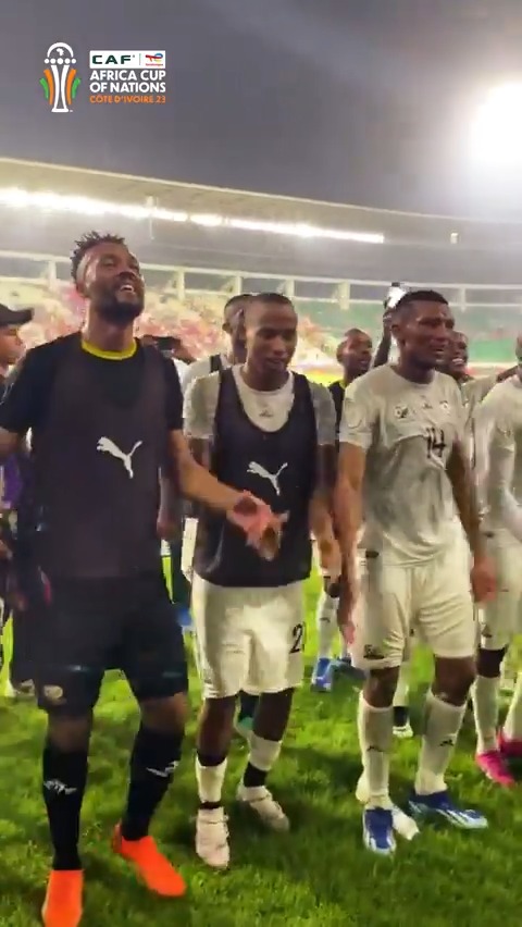 Sebenza ngamandla, uthokoze ngamandla 🇿🇦 #TotalEnergiesAFCON2023 | Bafana Bafana