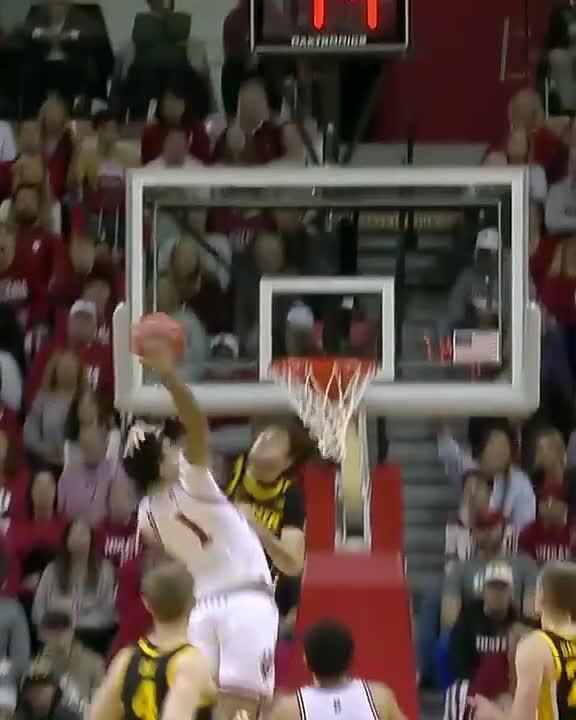 All the replays of the Kel'el Ware dunk 👇 KW7 x Indiana Basketball