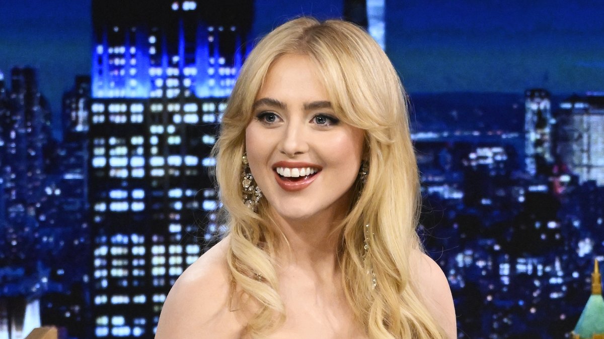 .KATHRYN NEWTON’s challenge is still open for Tom Holland to play her in a round of golf! #FallonTonight