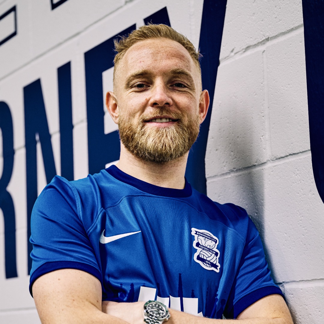 It would've been 'ard to keep you waiting any longer... 🔵✍️ #PritchardAnnounced