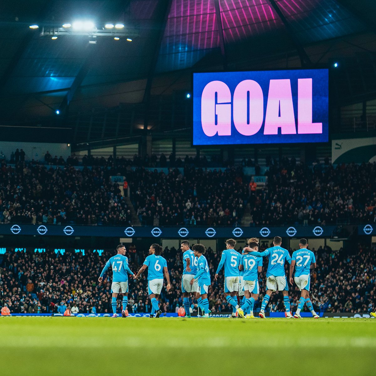 Le coup franc de génie joué par Kevin De Bruyne et Julian Alvarez. 🧠