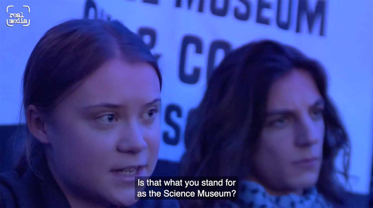 Here's the moment that Greta Thunberg challenged Science Museum Science Director Roger Highfield this evening. He ran rather than answer her question about the museum's acceptance of sponsorship from coal giant #Adani ScientistsForXR @scientistsx.bsky.social Full report tomorrow: